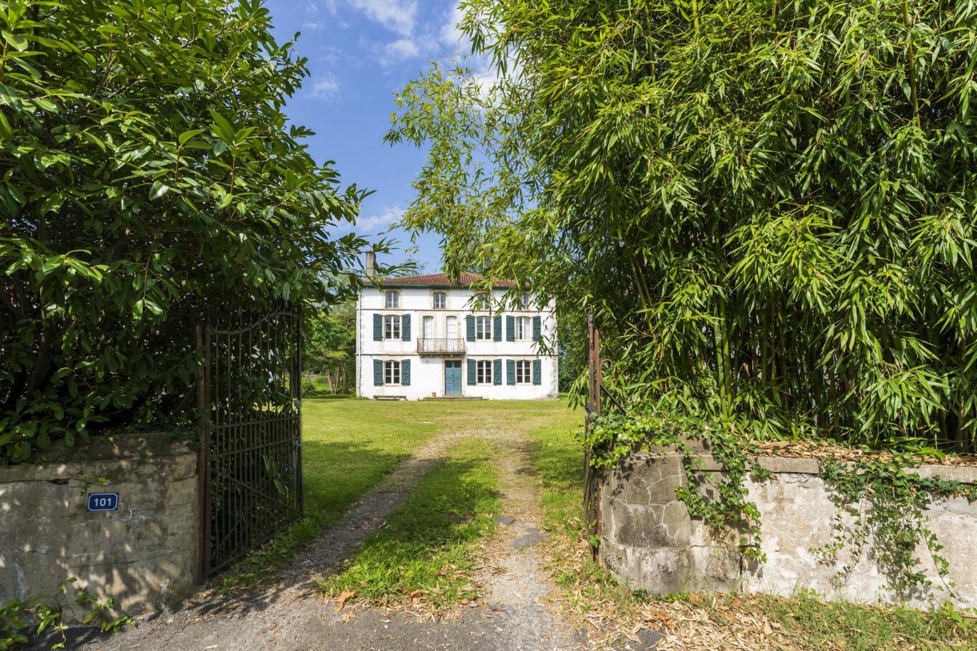 Maison Etxeparea Ustaritz Eksteriør billede